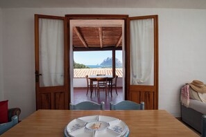 Apartment | Living area | TV - Casa del Gelsomino a Porto San Paolo by Wonderful Italy (Loiri Porto San Paolo)