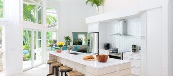 Waterfront Oasis W Boat Dock Heated Pool