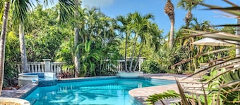 Waterfront Oasis W Boat Dock Heated Pool