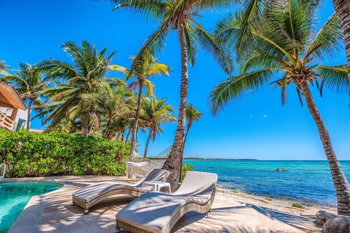 Beachfront W Private Staff in Gated Community