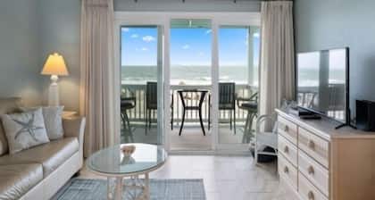 Beach Bliss 1 Bedroom Condo by RedAwning
