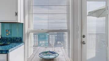 Villa, 2 Bedrooms | Private kitchen | Coffee/tea maker
