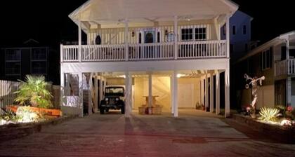 Just For The Shell Of It 5 Bedroom Home by RedAwning
