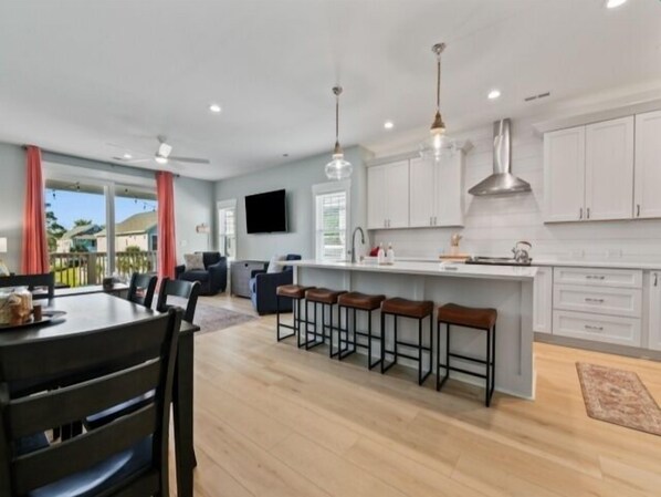 Duplex, 3 Bedrooms | Private kitchen | Oven, coffee/tea maker, toaster - Coral Cottage 3 Bedroom Duplex by RedAwning (Carolina Beach)