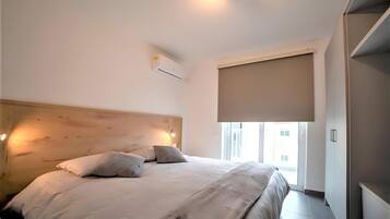 1 bedroom, iron/ironing board, free WiFi