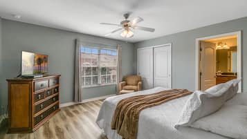 4 bedrooms, iron/ironing board, WiFi, bed sheets