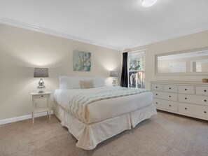 6 Schlafzimmer, Bügeleisen/Bügelbrett, WLAN, Bettwäsche