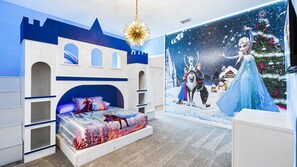 12 bedrooms, iron/ironing board, WiFi, bed sheets - Last Minute Disney! Private Pool, Hot Tub, Game Room & Themed Bedrooms. Book Now! #111099 (Orlando)