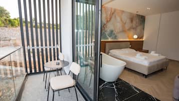 Soundproofing, free WiFi, bed sheets, wheelchair access