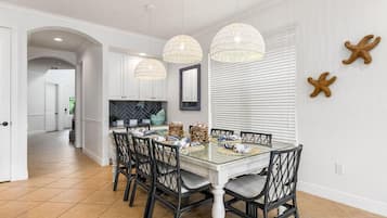 House | Tempat makan