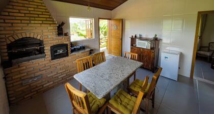 A Lapinha do Sertão é uma casa de hospedagem temporária, com vista panorâmica.