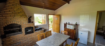 A Lapinha do Sertão é uma casa de hospedagem temporária, com vista panorâmica.