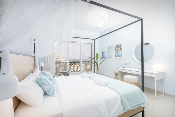 Apartemen Eksklusif, balkon, pemandangan samudra | 2 kamar tidur dan dilengkapi dengan perabotan berbeda-beda