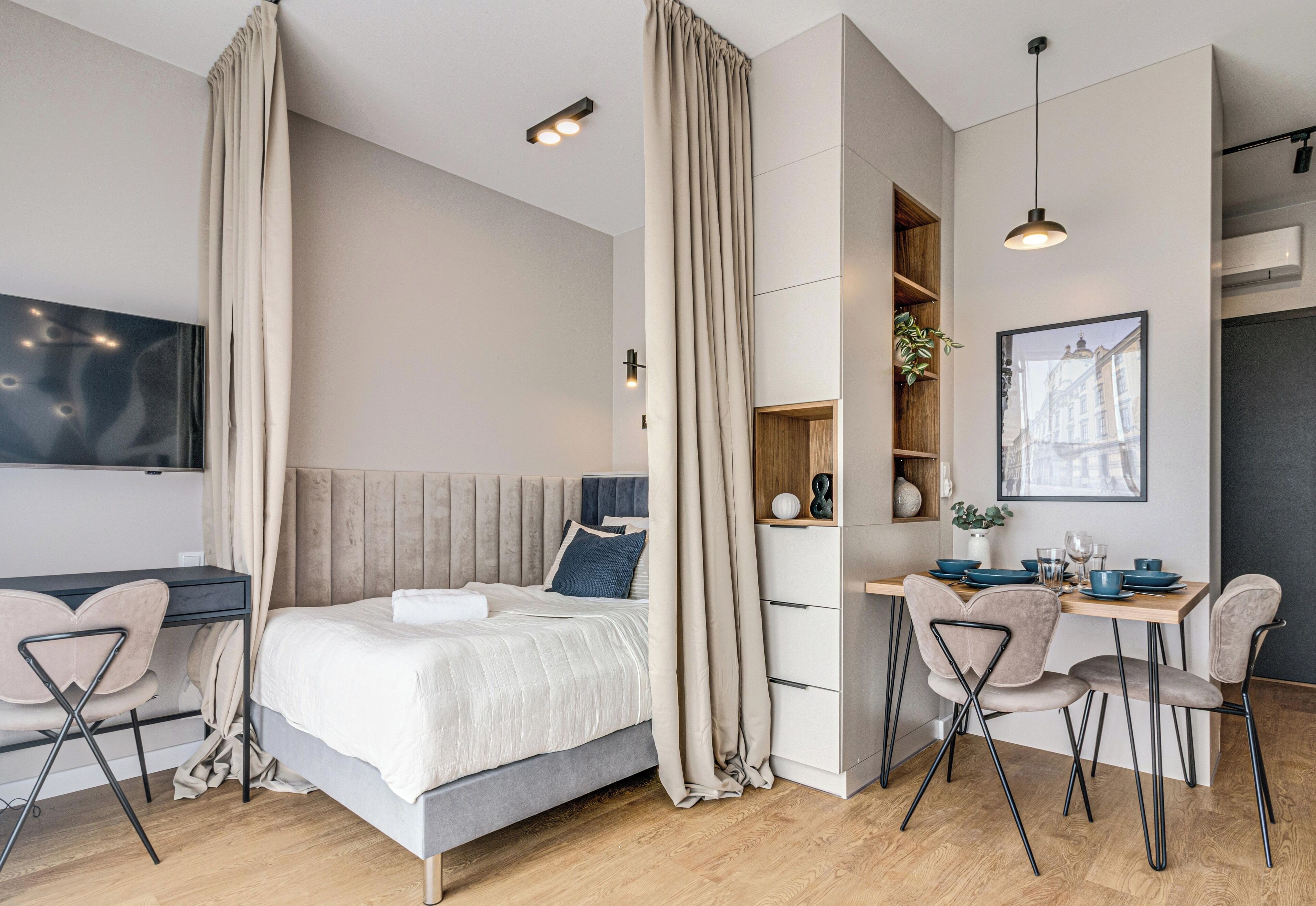 Comfort Studio Suite, 1 Queen Bed with Sofa bed | Iron/ironing board, free WiFi, bed sheets