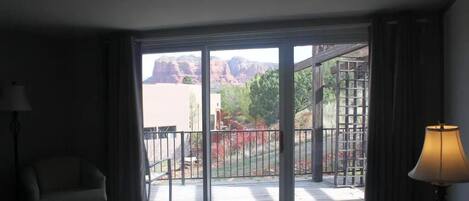 2 Schlafzimmer, Schreibtisch, Bügeleisen/Bügelbrett, WLAN