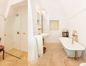 Regadera, secadora de cabello, bidet 