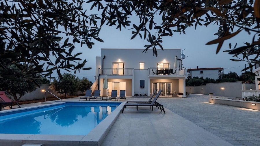 Holiday Home Milutin 1