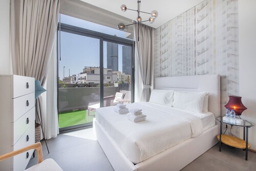 Czechin - Signature Livings