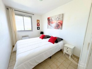 2 chambres, fer et planche à repasser, Wi-Fi gratuit
