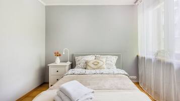 Business Apartment | 1 bedroom, desk, laptop workspace, iron/ironing board