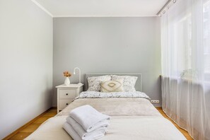 Business-lejlighed | 1 soveværelse, skrivebord, arbejdsområde til bærbare computere