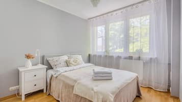 Business Apartment | 1 bedroom, desk, laptop workspace, iron/ironing board