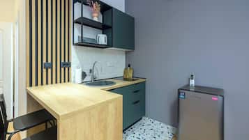 Apartment, 1 Bedroom, City View | Interior
