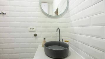 Appartamento, 1 camera da letto, vista città | Bagno