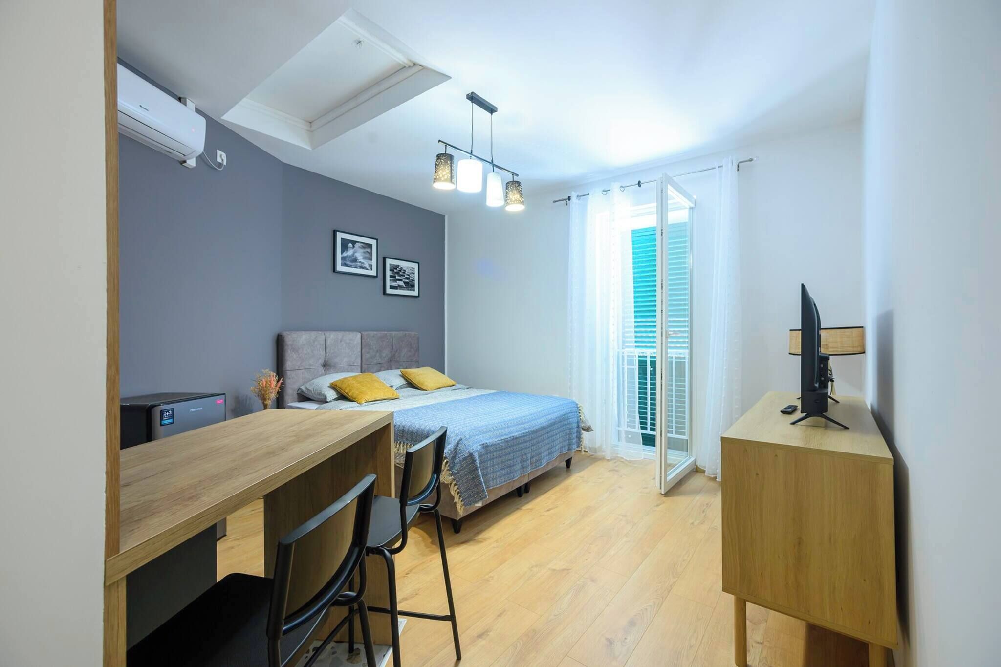 Departamento, 1 habitación, vista a la ciudad | Sala de estar