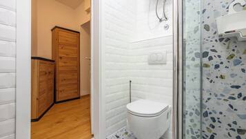 Appartamento, 1 camera da letto, vista città | Dotazioni del bagno