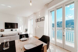 Apartment, Balkon, Seeblick