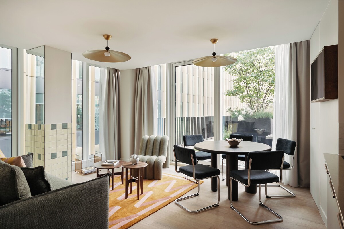 One Bedroom Apartment