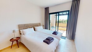 2 chambres, fer et planche Ă repasser, Wi-Fi gratuit, draps fournis