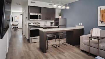 1 bedroom, desk, laptop workspace, blackout drapes
