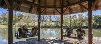 Scenic Stillwater Retreat in rural KY Horse Country, WiFi/AC, Fishing/Canoeing