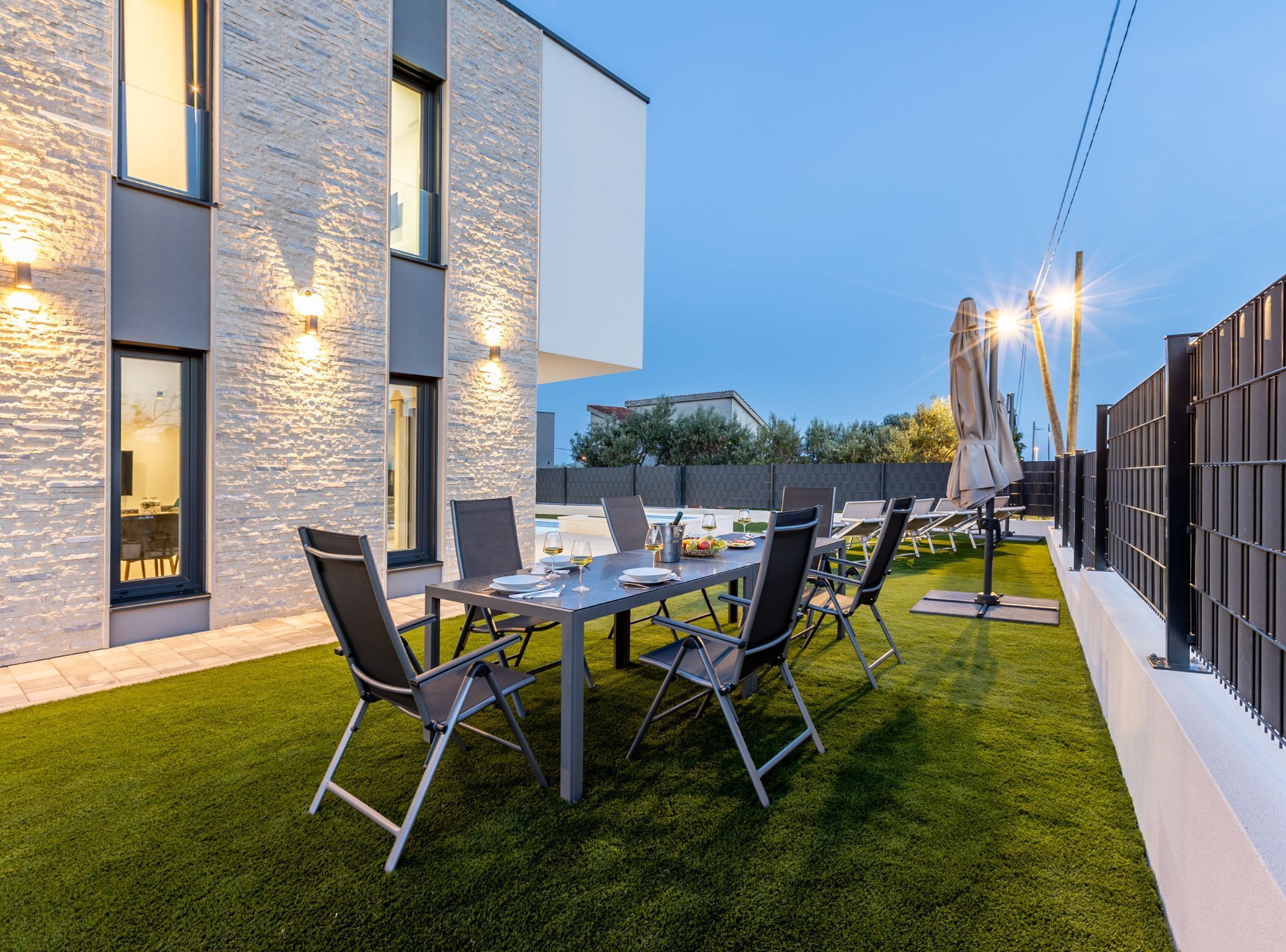 Villa (Villa Bonce - Five Bedroom Villa with) | Garden