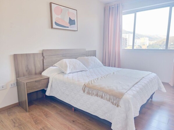 1 bedroom, desk, iron/ironing board, WiFi