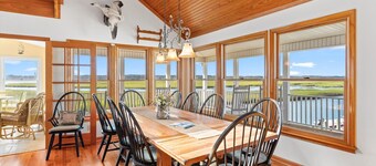 Belle Vue - Waterfront with Lighthouse Views!