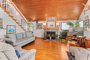 Smart-tv en een open haard