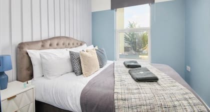 The Exquisite Gem of Central Bristol - Sleeps 18