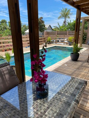 Pool - CHARMING VILLA (ravine des cabris)