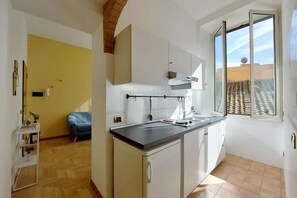 Private kitchen - Take Me Rome - Roman Forum Apartments A (Roma)