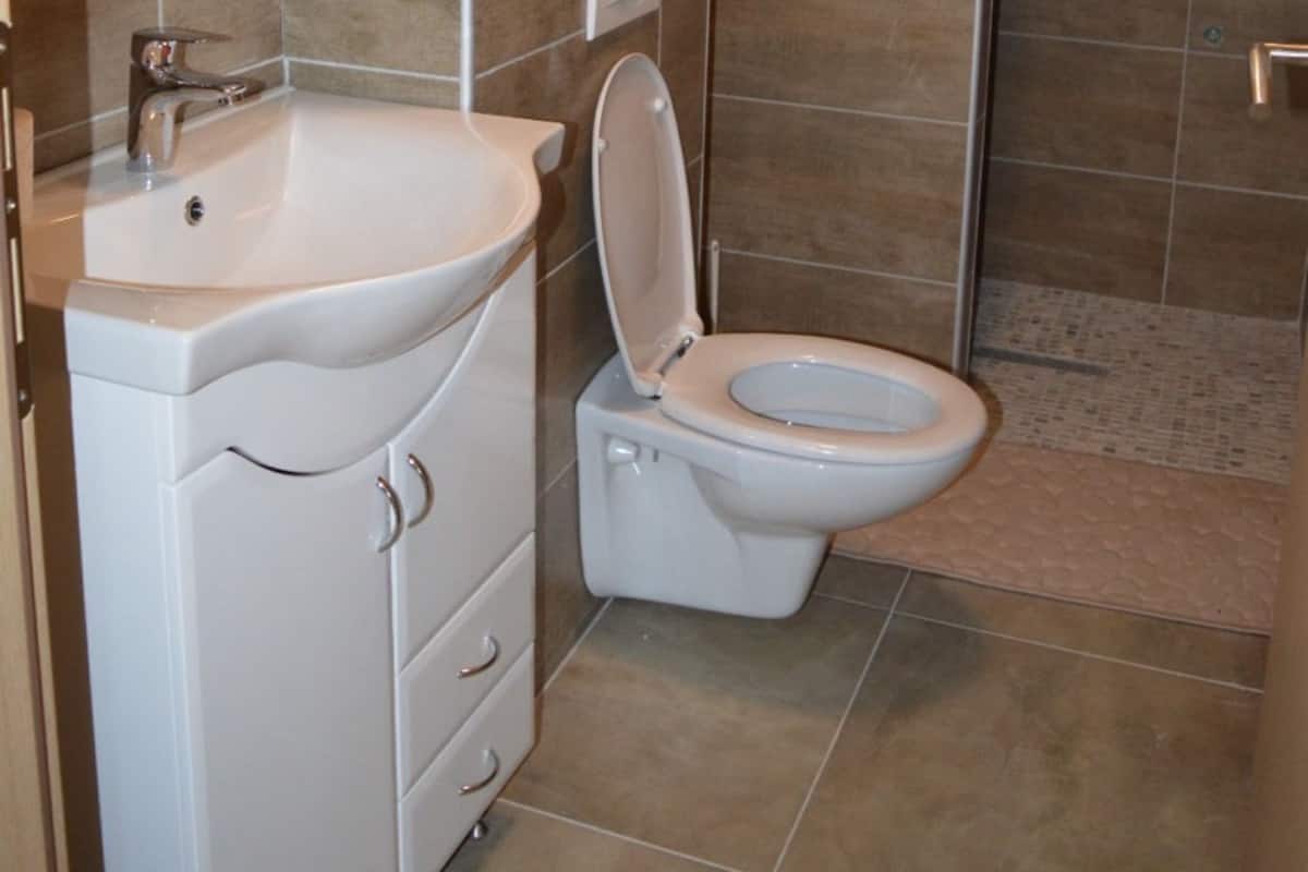 아파트 (One Bedroom Apartment with Terrace A3) | 욕실 | 샤워 시설, 타월