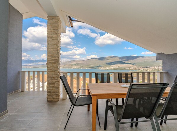 Villa (Villa Ivanovi Dvori - Seven Bedroom V) | Balcony