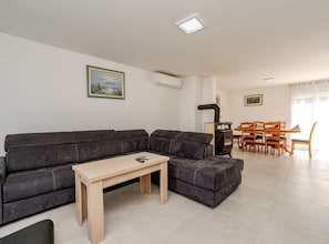 Villa (Villa Ivanovi Dvori - Seven Bedroom V) | Wohnzimmer