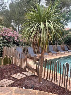 Pool - Villa Idéalement Située à Moins de 300 m de la Plage (La Croix-Valmer)