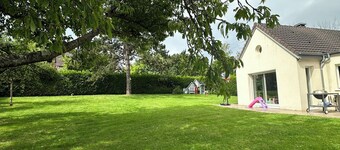 Maison 250 m² Rénovée Avec Goût! Posez vos Valises, Idéal en Famille