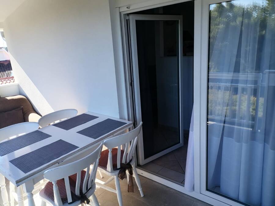 Apartment (Apartments Libertas - Two bedroom apa) | Balcony