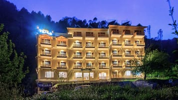 Front of property – evening/night
