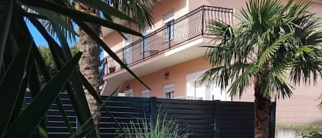 別墅 (Villa Marija - Five Bedroom Villa wit) | 花園